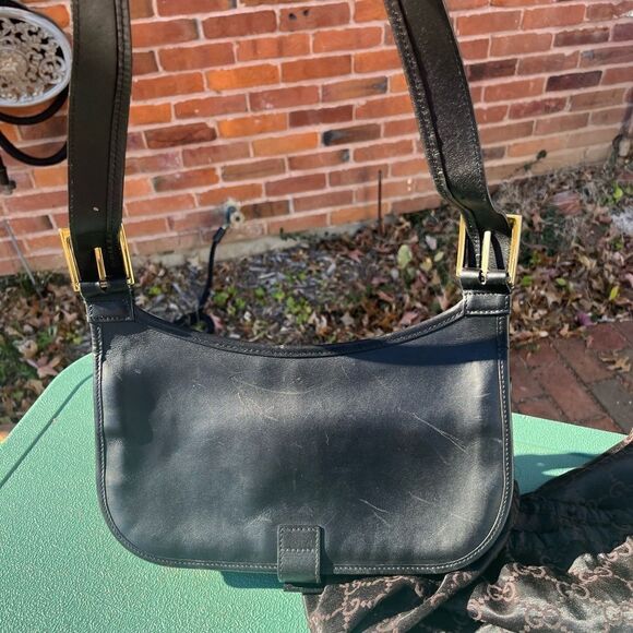 Gucci Leather Shoulder Bag - Picture 11 of 16